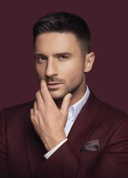 Сергей Лазарев