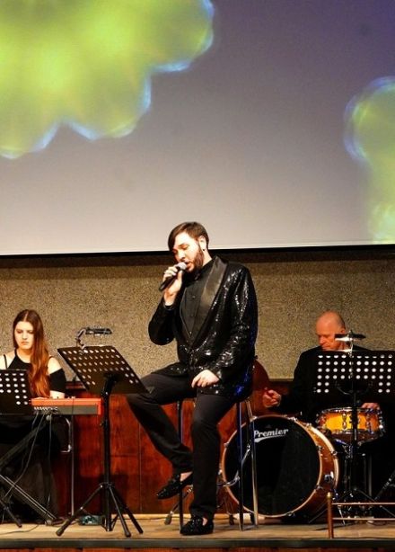 Концерт «Хиты зарубежной эстрады»