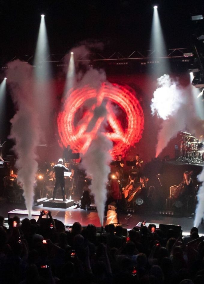 Live Band & Symphony Orchestra. Трибьют-шоу Linkin Park, Светлогорск