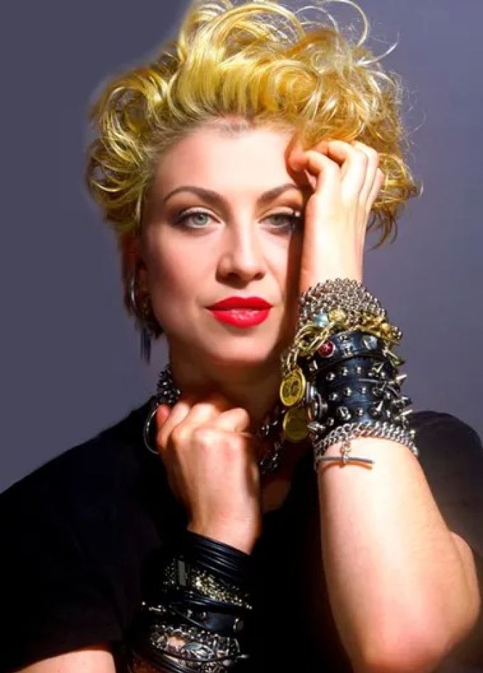 Моноспектакль «Мадонна. Восхождение»